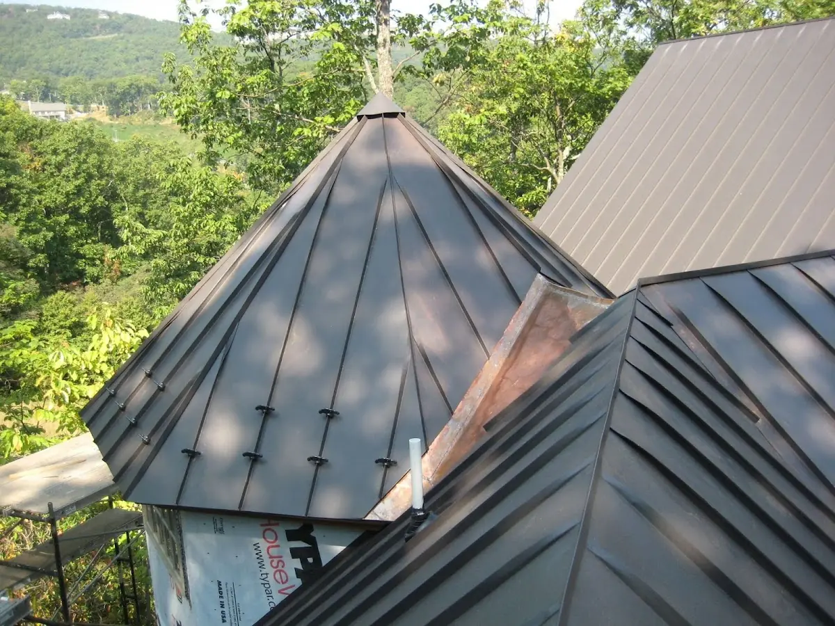 Professional Roof Tarp Installation by Craftsman Roofing in Skytop